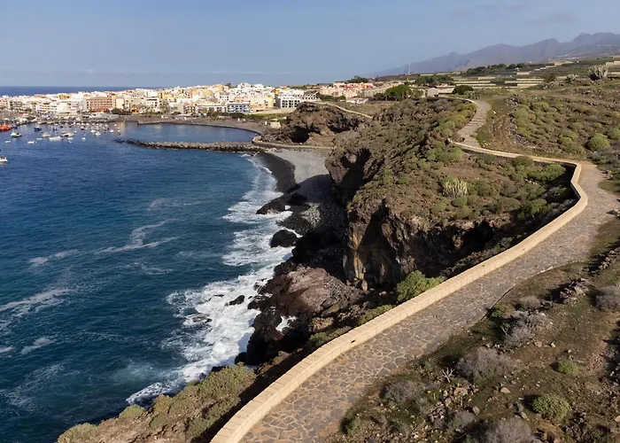 Live Olas De Playa San Juan Апартаменты *