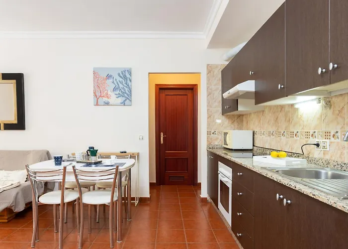 Live Olas De Playa San Juan غيا ذي إسورا